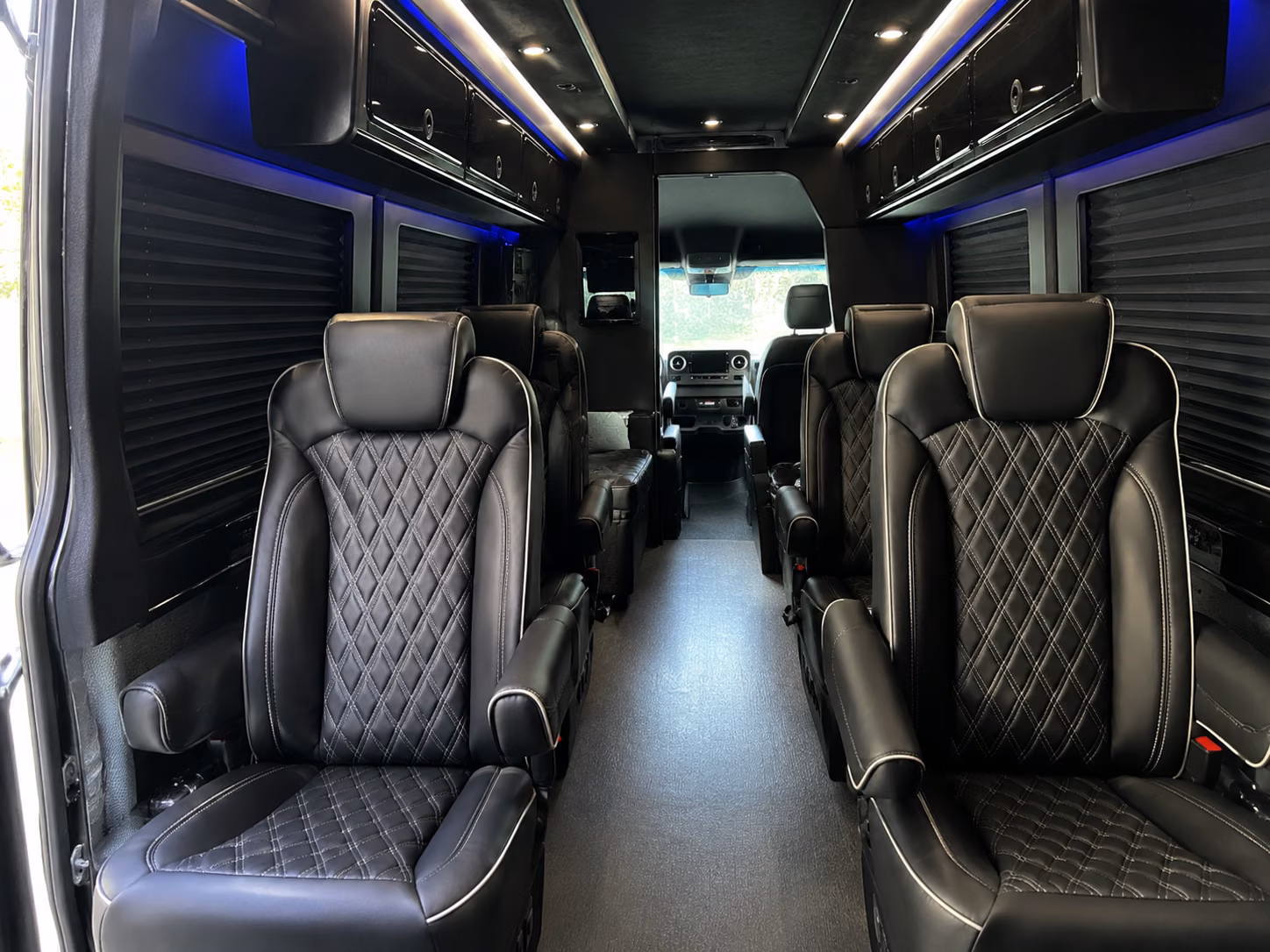arrange transportation for your next airport transfer 3