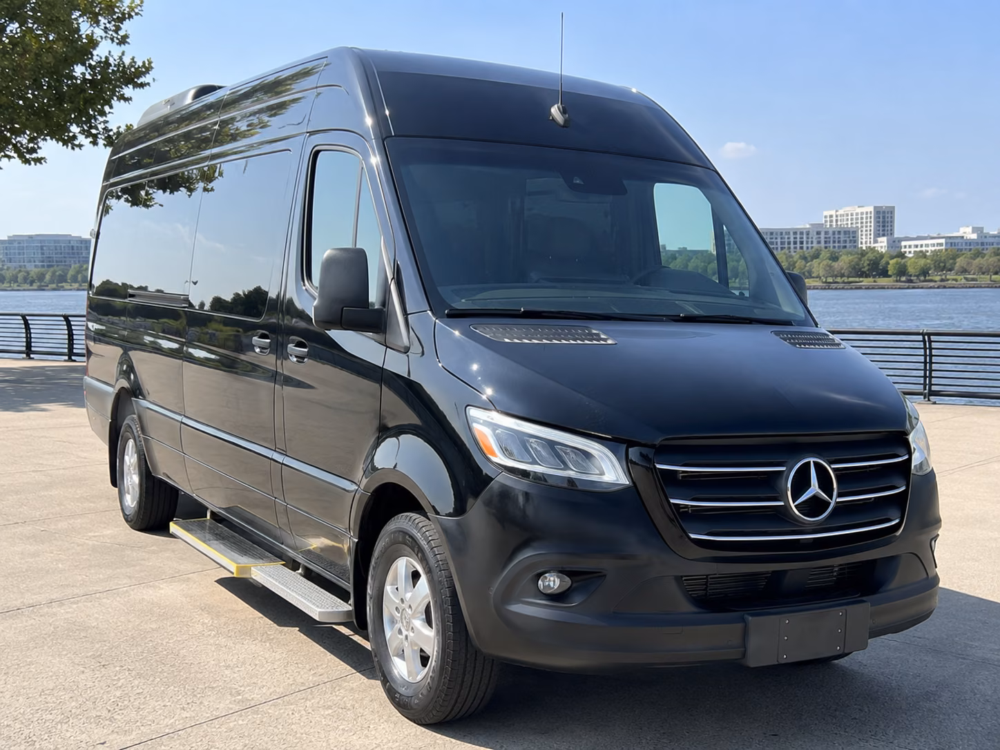 arrange transportation for your next convention or trade show 5