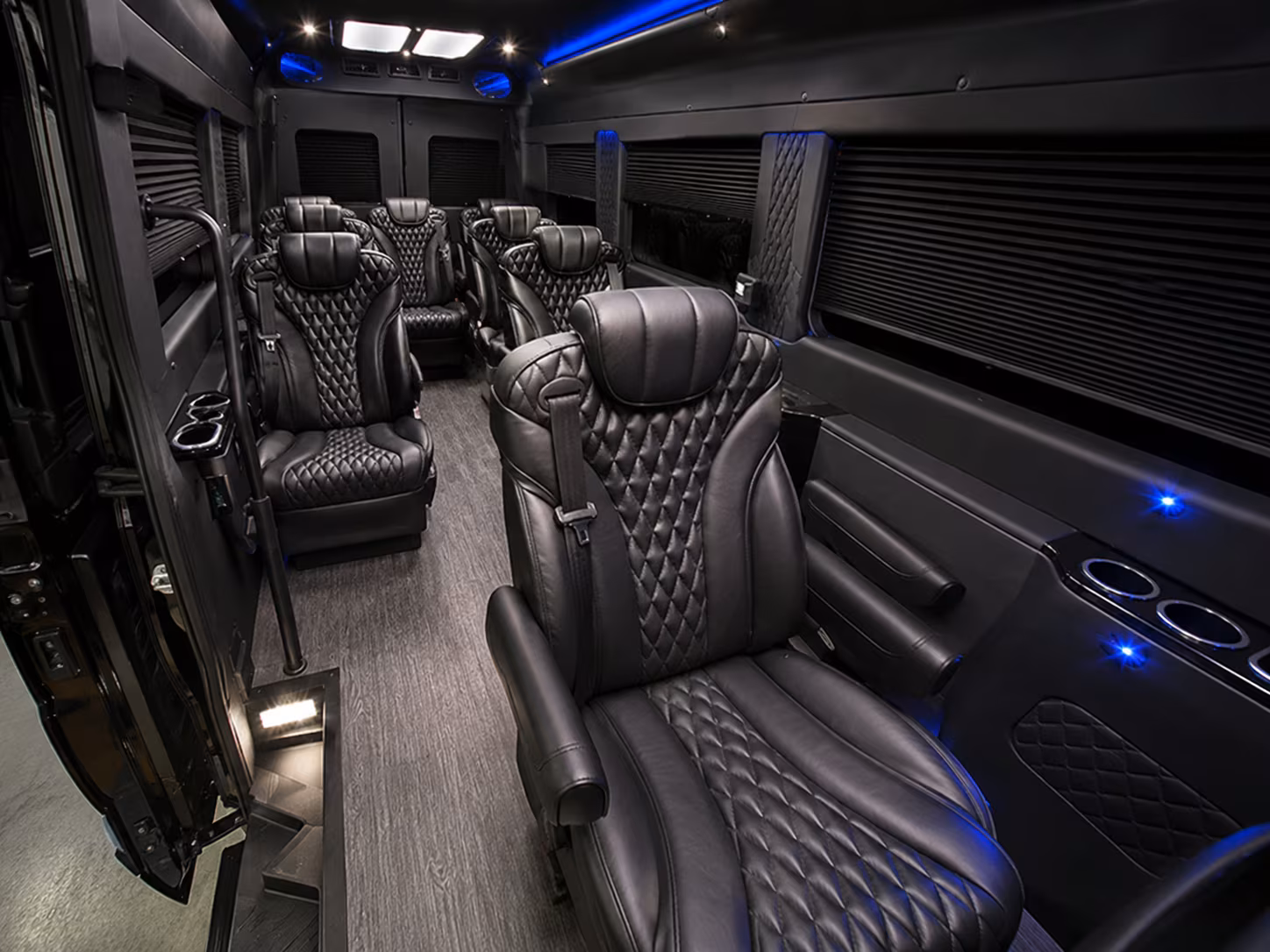 arrange transportation for your next prom 2