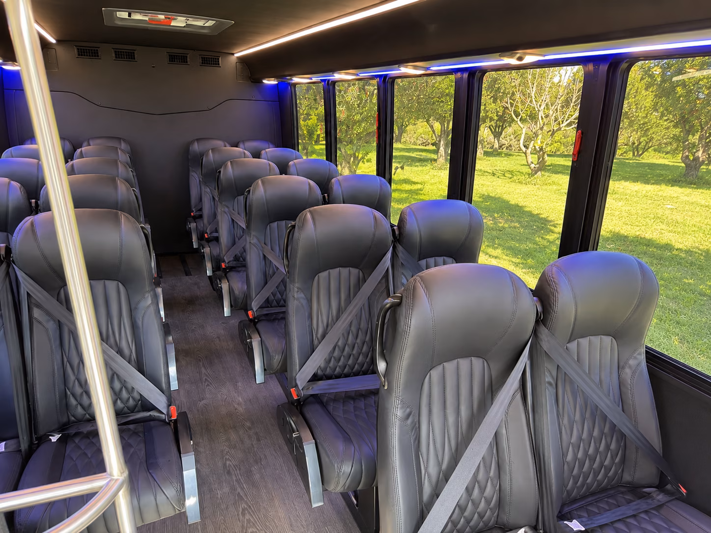 hemet 18 passenger minibus interior