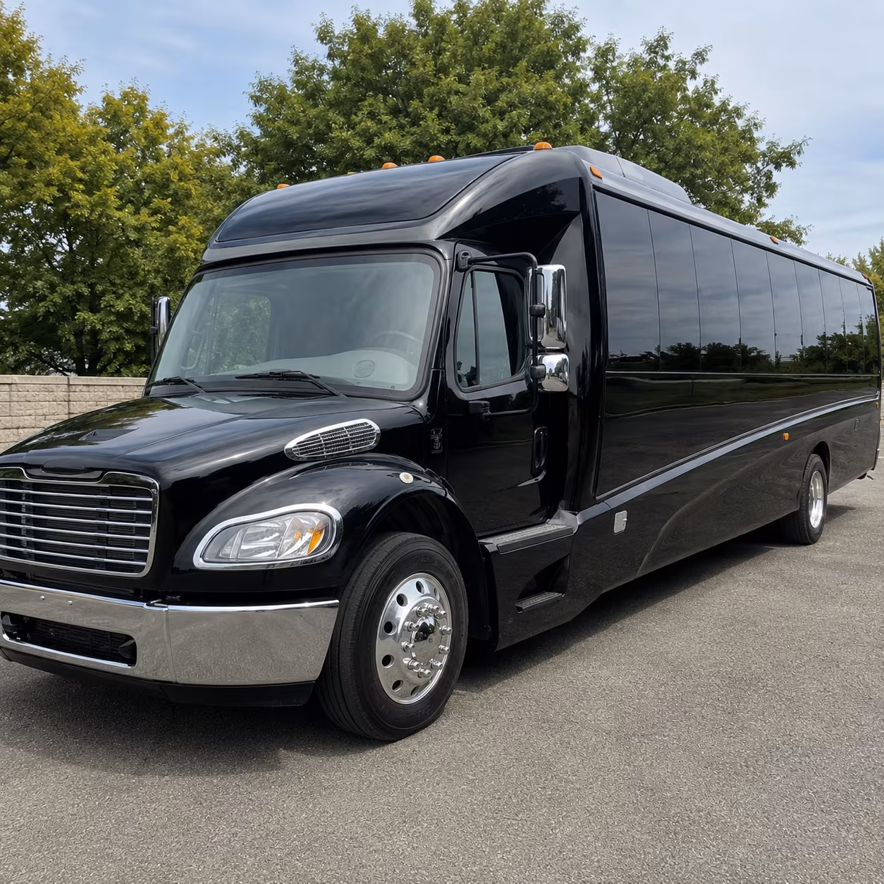 hemet 25 passenger minibus