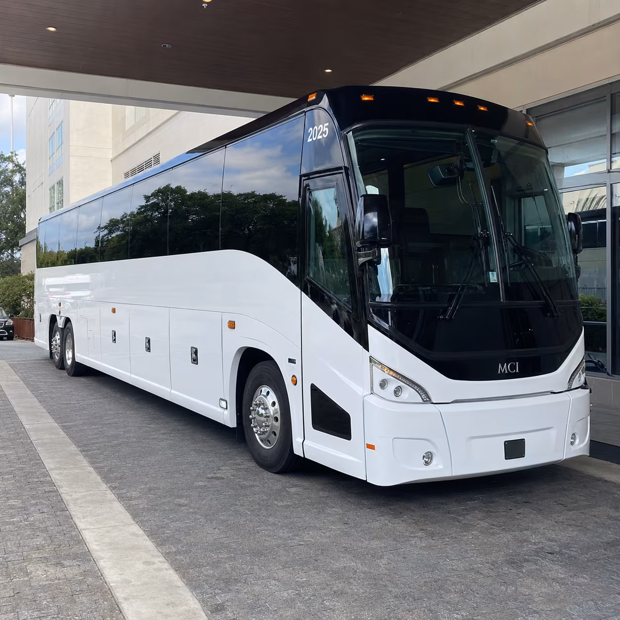 hemet 54 passenger charter bus