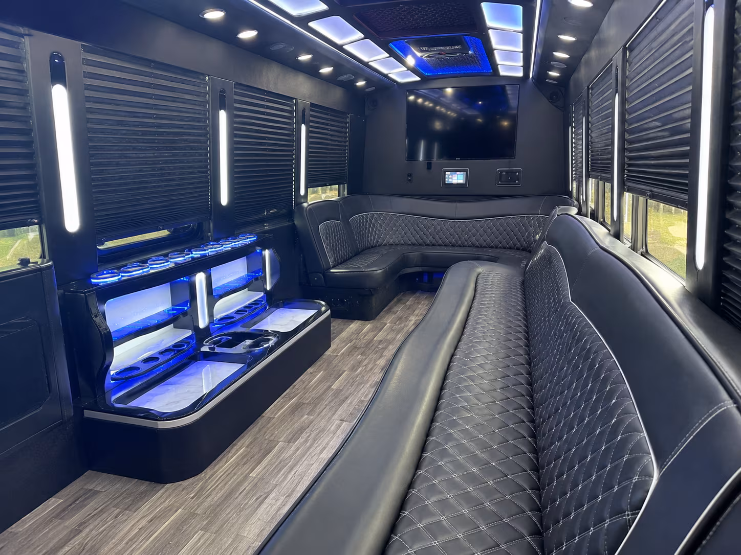 party buses and fan buses to angels and dodgers baseball games