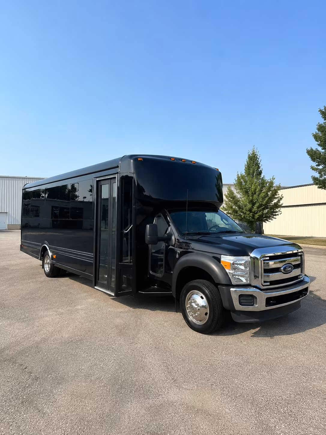 sports team and athletic group buses serving hemet